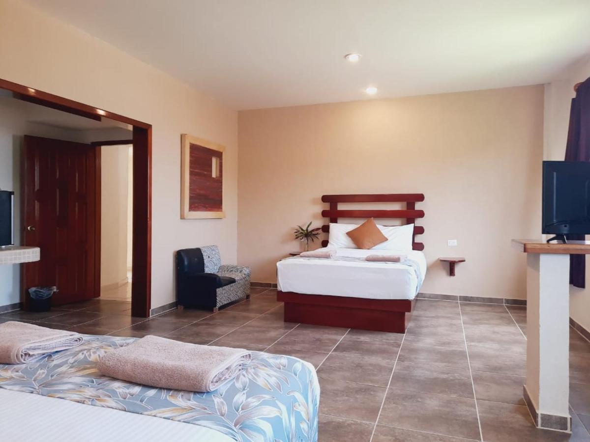Porto Coral Hotel & Suites Chetumal Eksteriør bilde