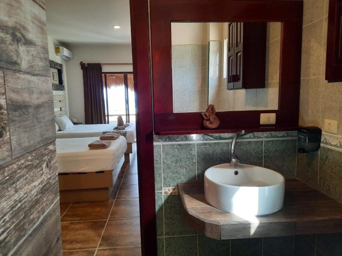 Porto Coral Hotel & Suites Chetumal Eksteriør bilde